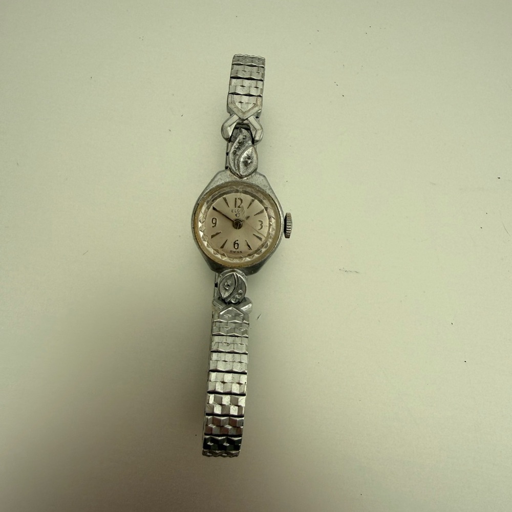 Vintage Elgin Analog Wristwatch Silver-Tone Round Dial Metal Bracelet